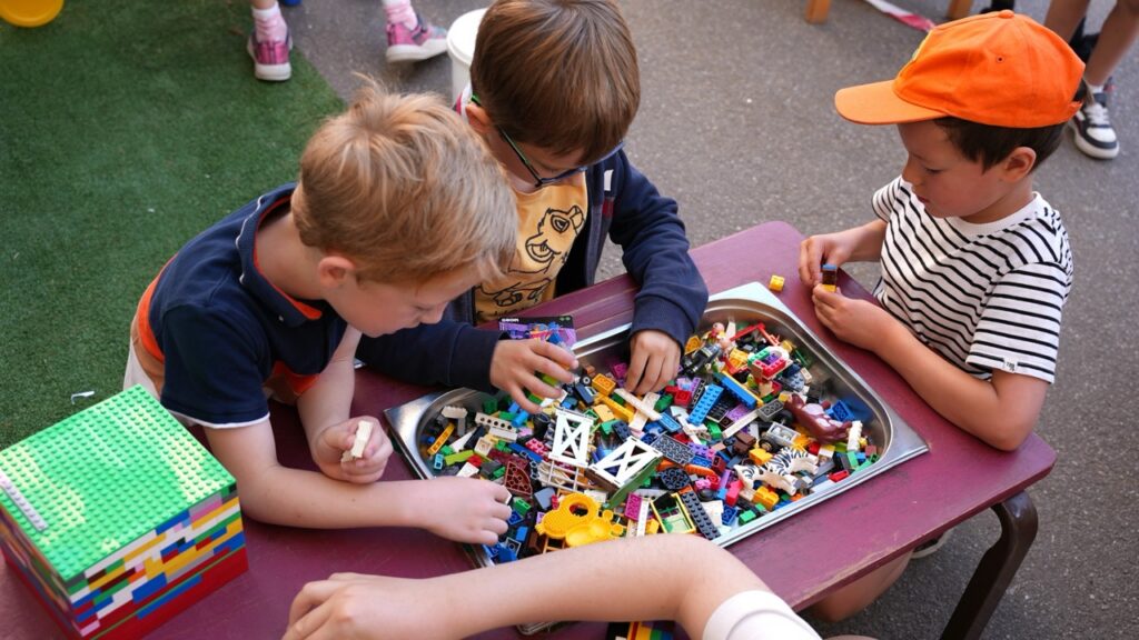 Atelier de construction en classe