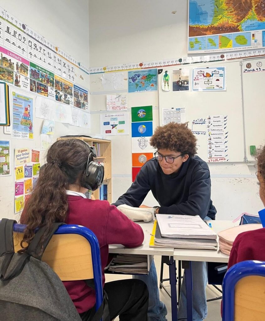 Les Premières Shakespeare engagés auprès du Cours Charles Péguy