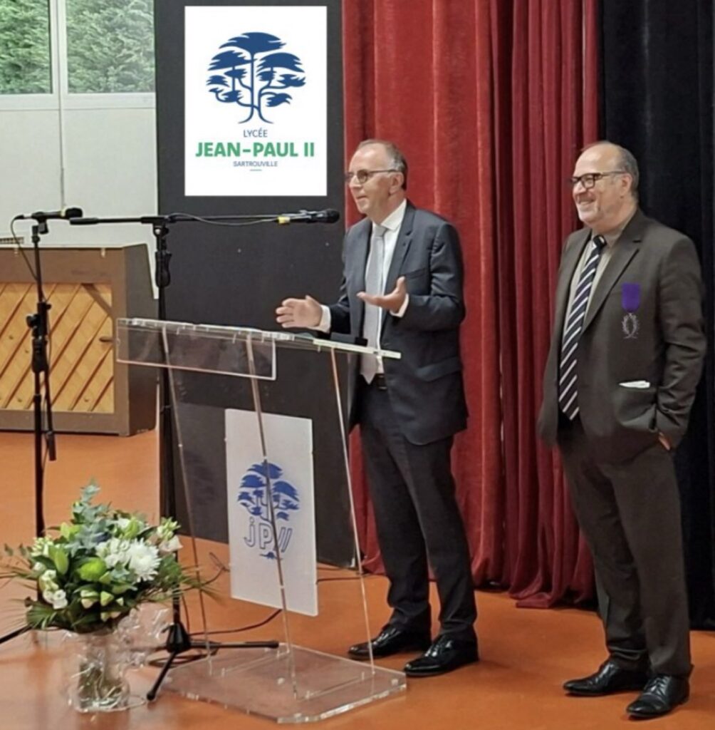 Remise des Palmes académiques à M. Patrick Antoine